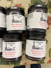 Load image into Gallery viewer, Wild Mustang Grape Jelly FBG Farms
